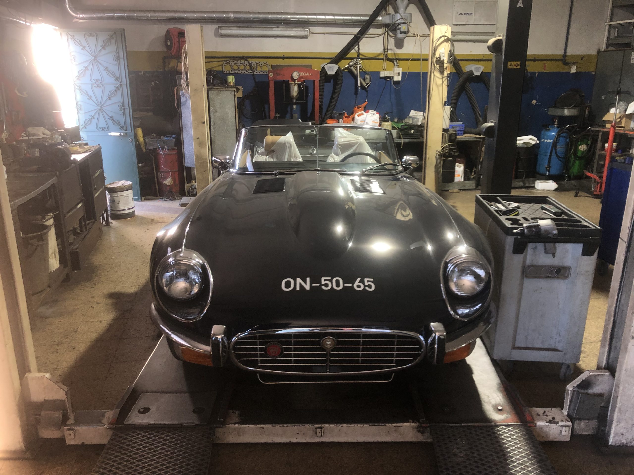 Jaguar eType V12